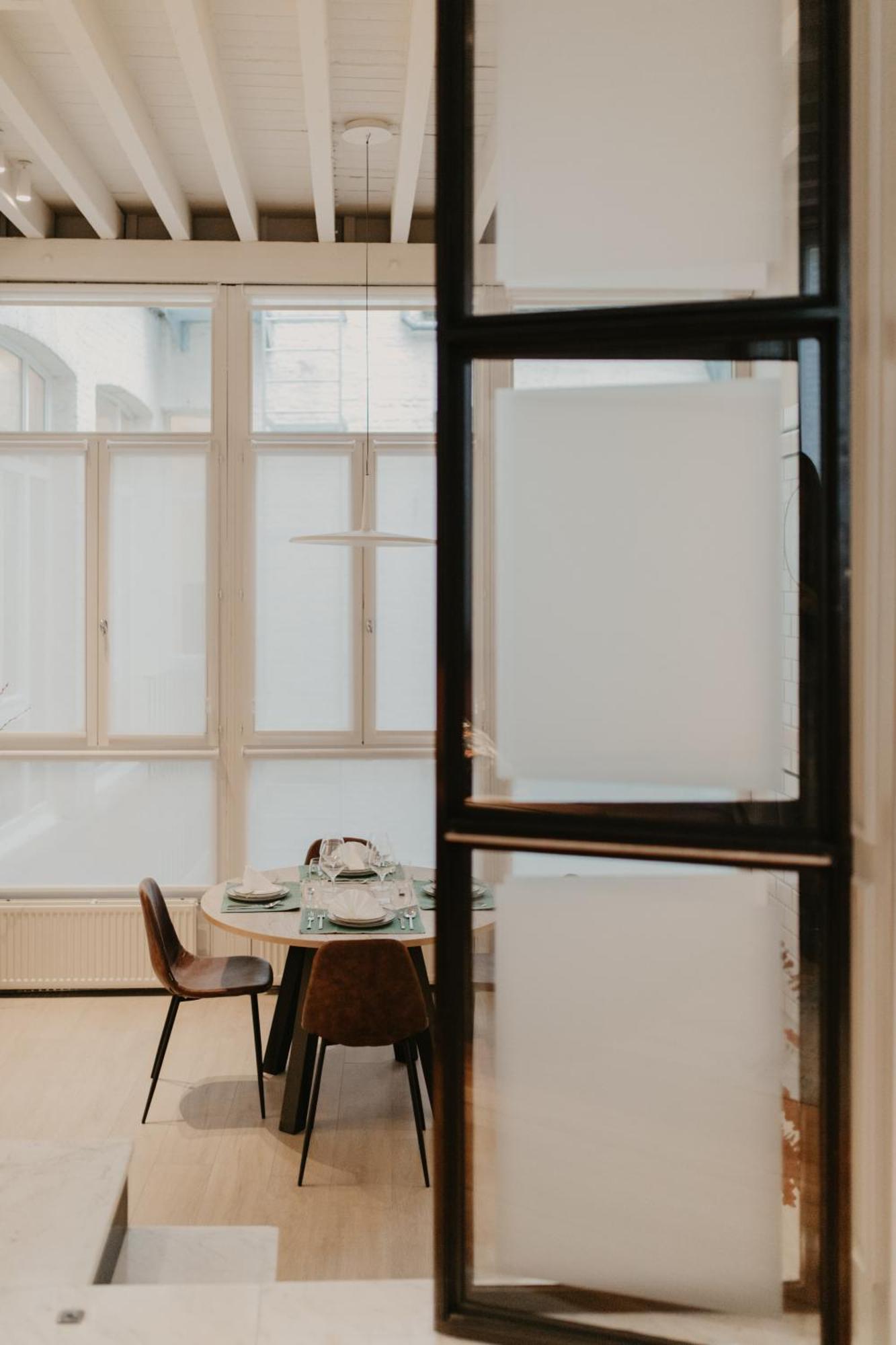 Blue Bird Residence Suite Moriaan Antwerp Exterior photo