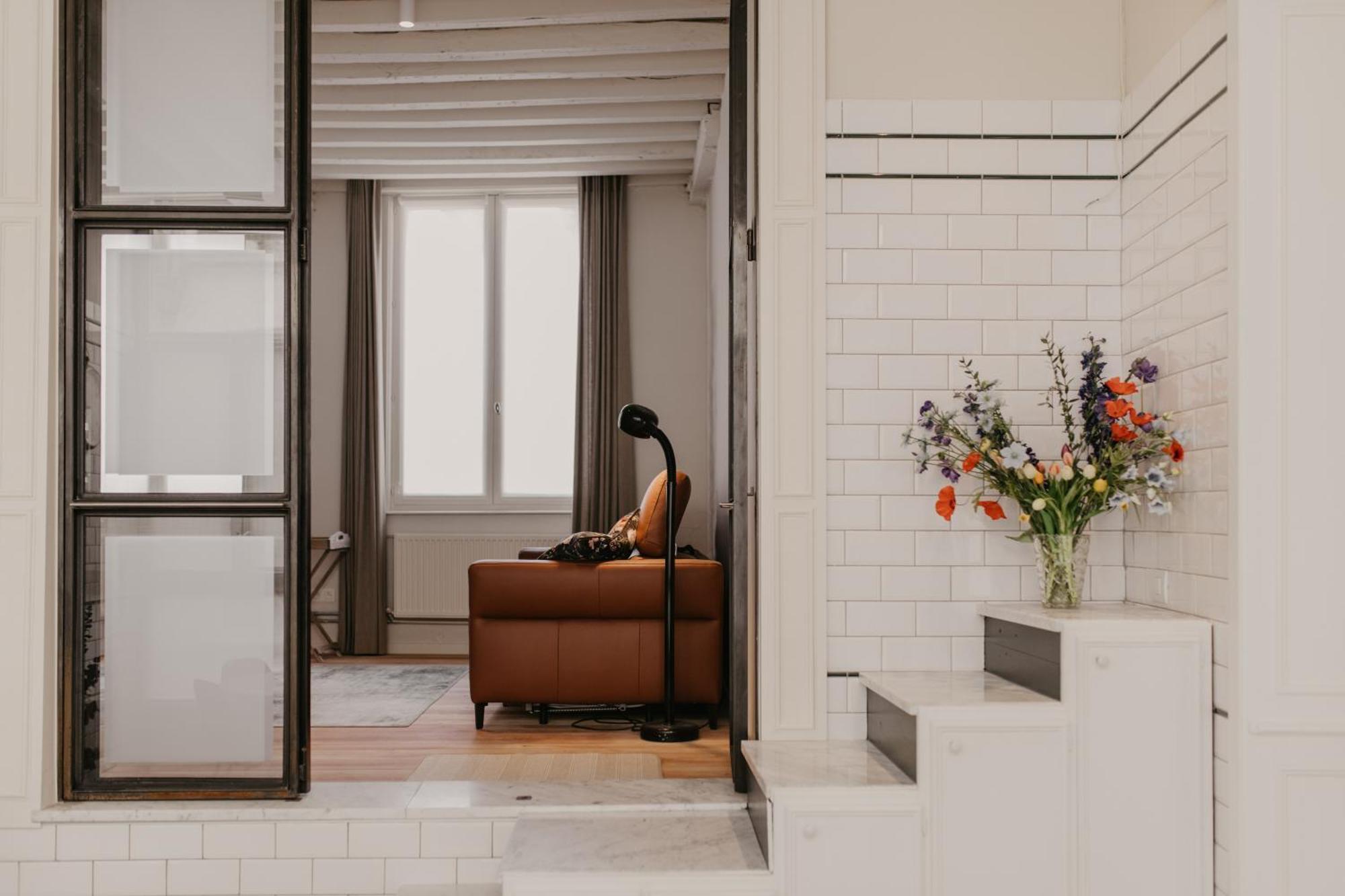 Blue Bird Residence Suite Moriaan Antwerp Exterior photo
